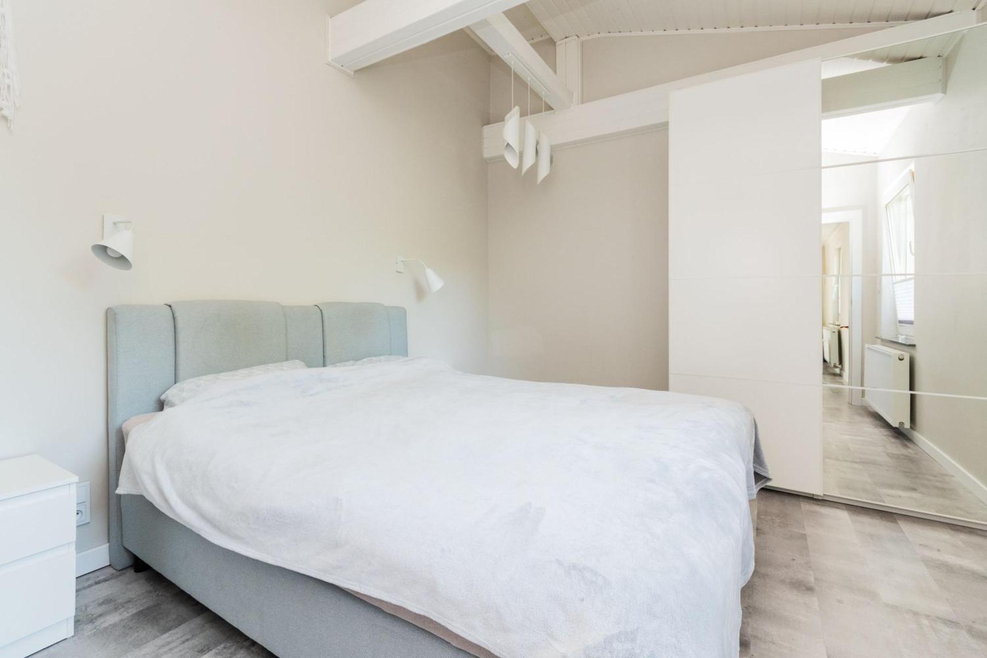 Szary & By Grand Apartment